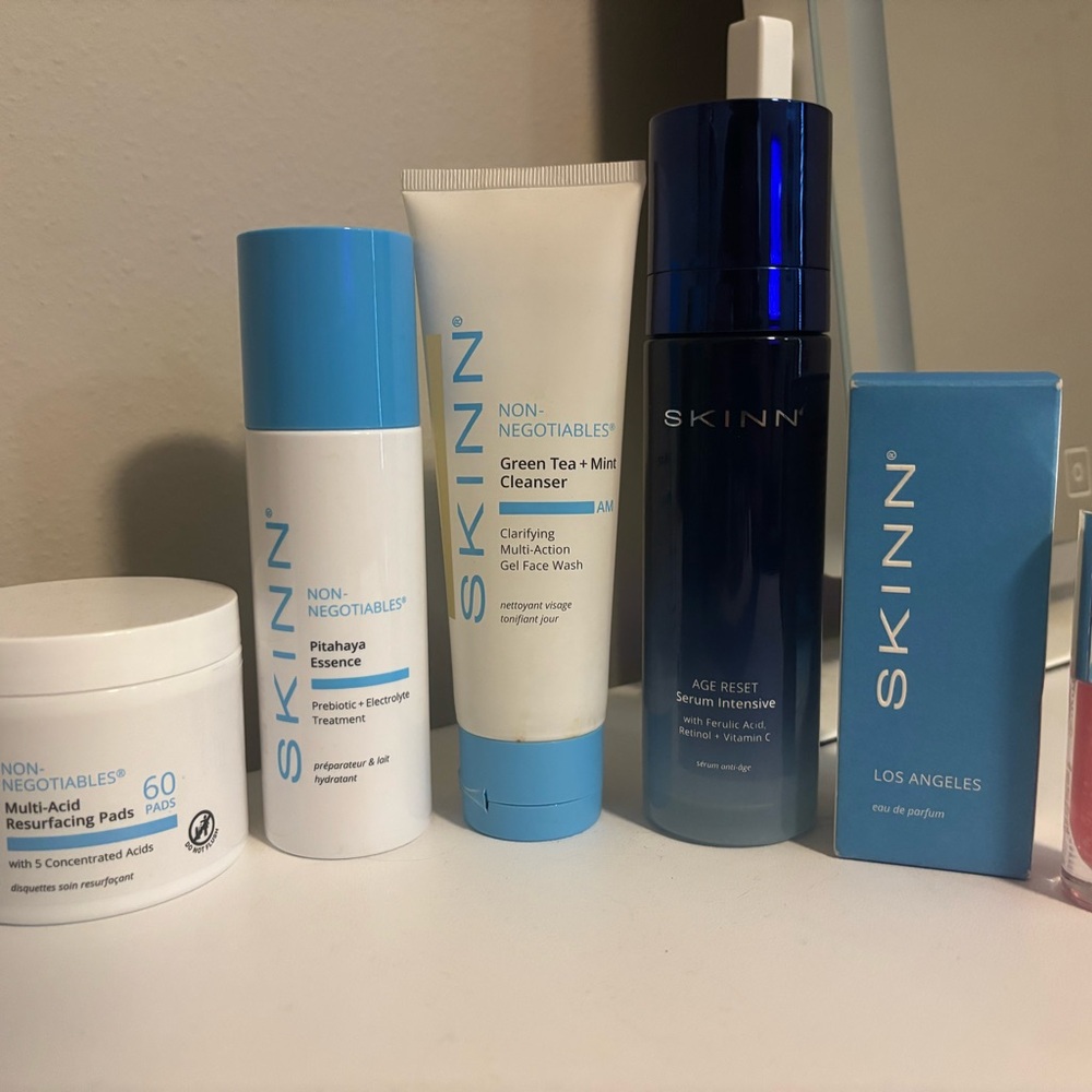 SKINN Skincare Set